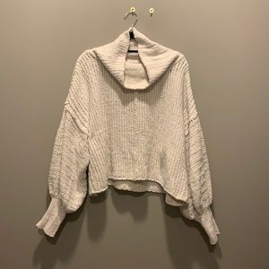 Free People White Sweater M, never been worn